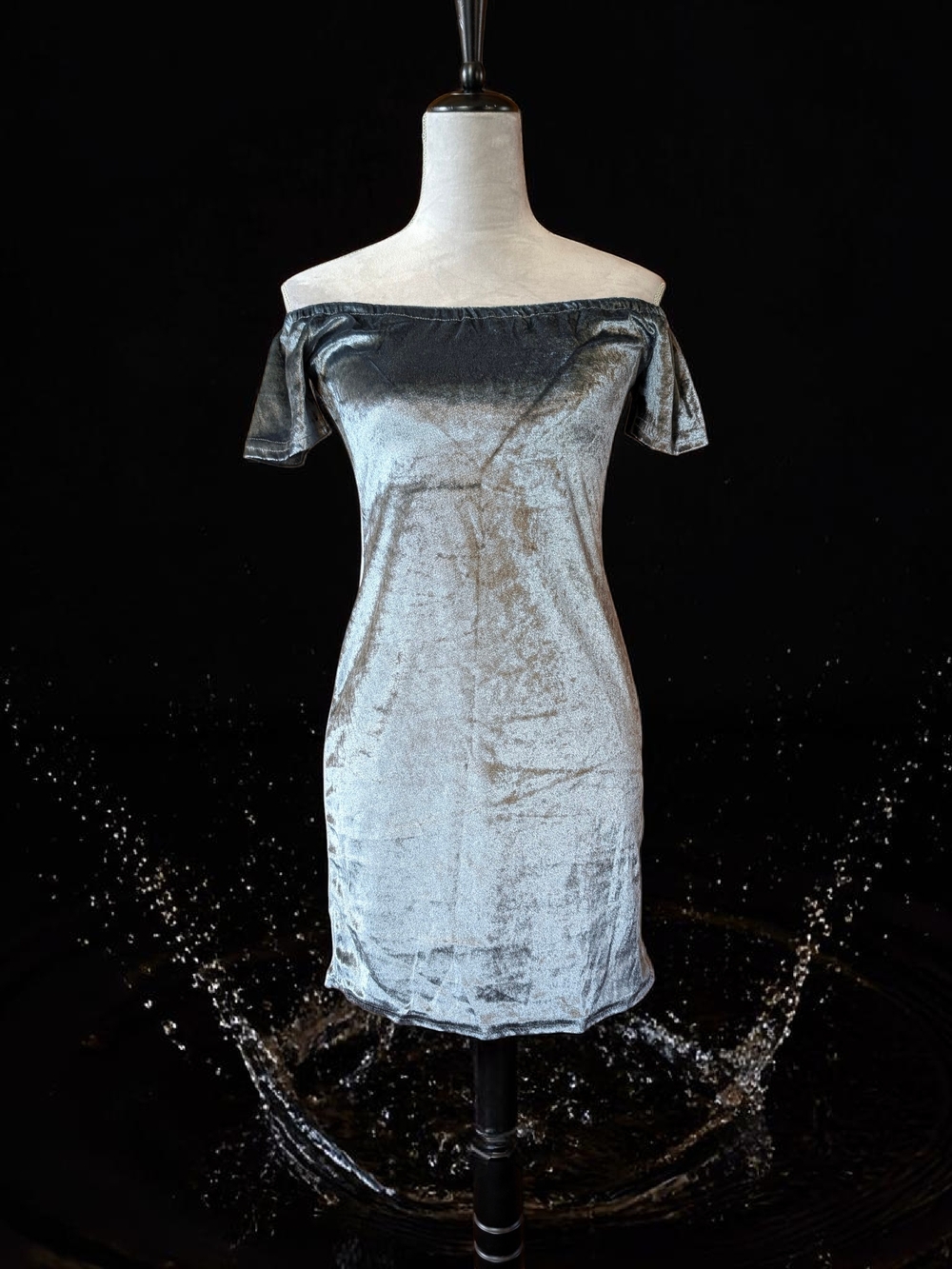 Off-Shoulder Velvet Mini Dress in Silver-Gray